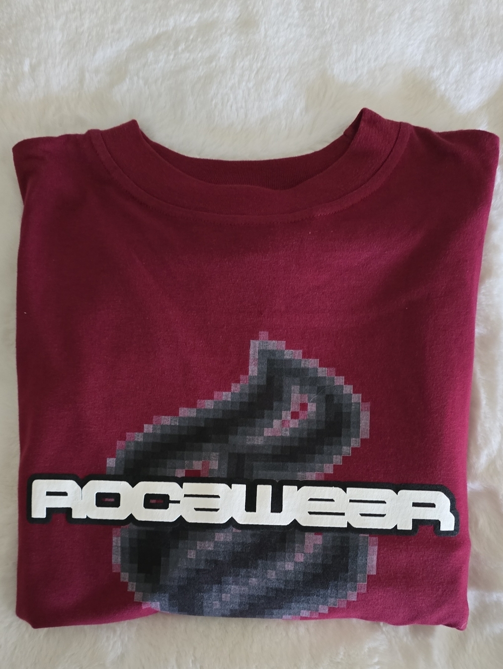 (NWT) Rocawear Men's Long-Sleeve Brick Red Graphic T-Shirt